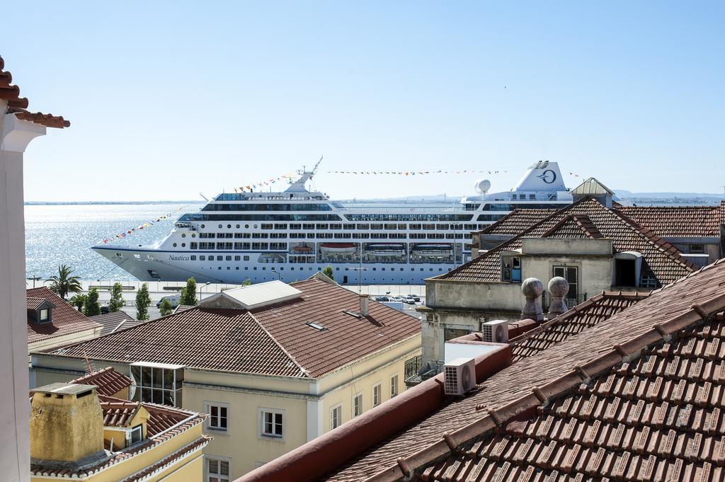 TRAVEL LIKE A LOCAL, ALFAMA! Deolinda Cosy Home&Amazing View Lisbona Camera foto
