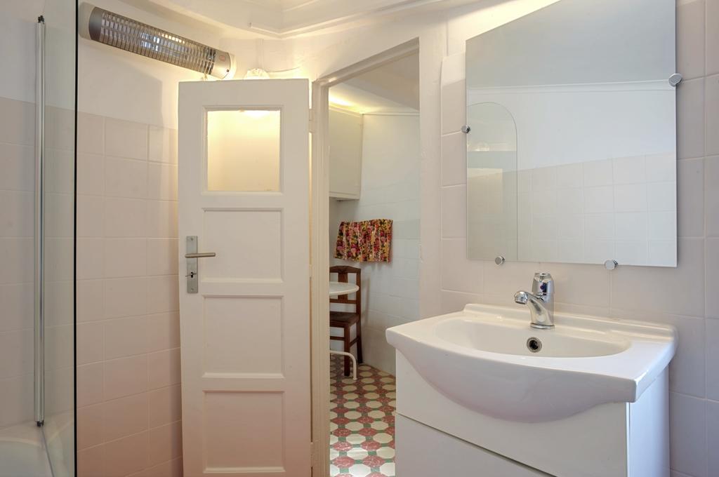 TRAVEL LIKE A LOCAL, ALFAMA! Deolinda Cosy Home&Amazing View Lisbona Camera foto
