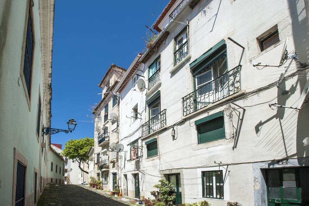 TRAVEL LIKE A LOCAL, ALFAMA! Deolinda Cosy Home&Amazing View Lisbona Camera foto
