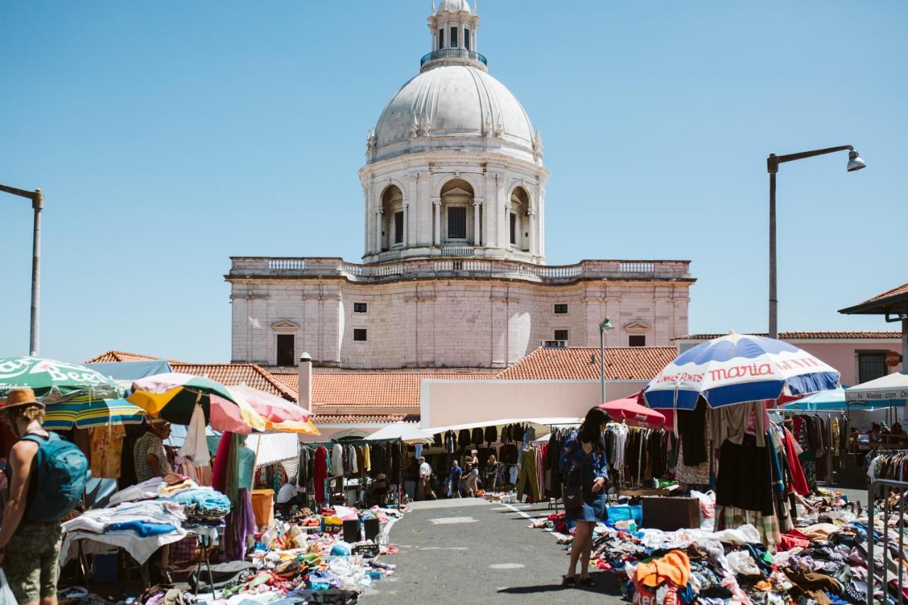 TRAVEL LIKE A LOCAL, ALFAMA! Deolinda Cosy Home&Amazing View Lisbona Esterno foto